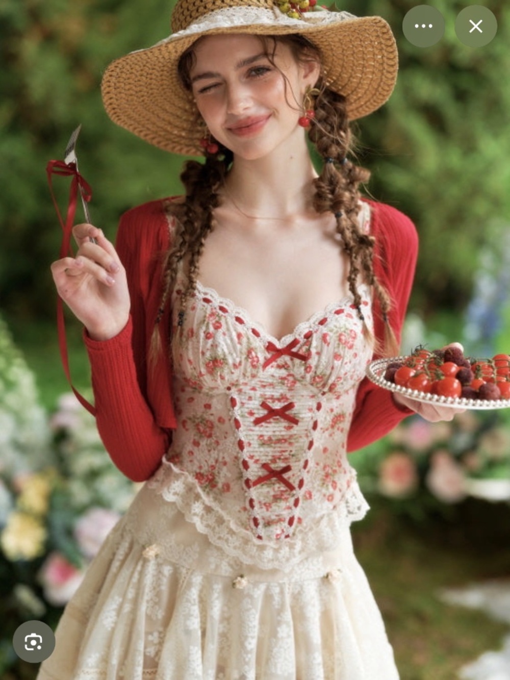 LaceMade corset STRAWBERRY LACE CORSET